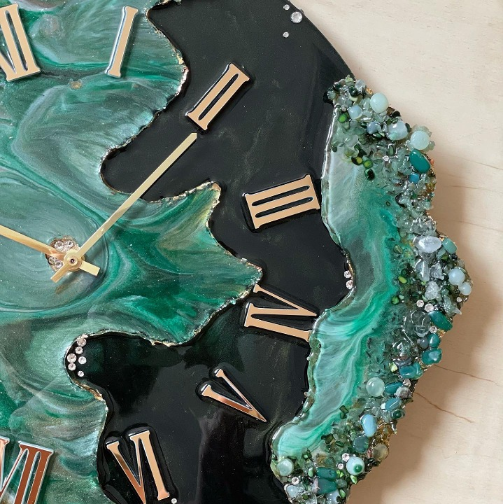 Handmade Epoxy Resin wall clock with Green & Black coated glittered crystals and small pieces of Glass High Quality Glorious Piece