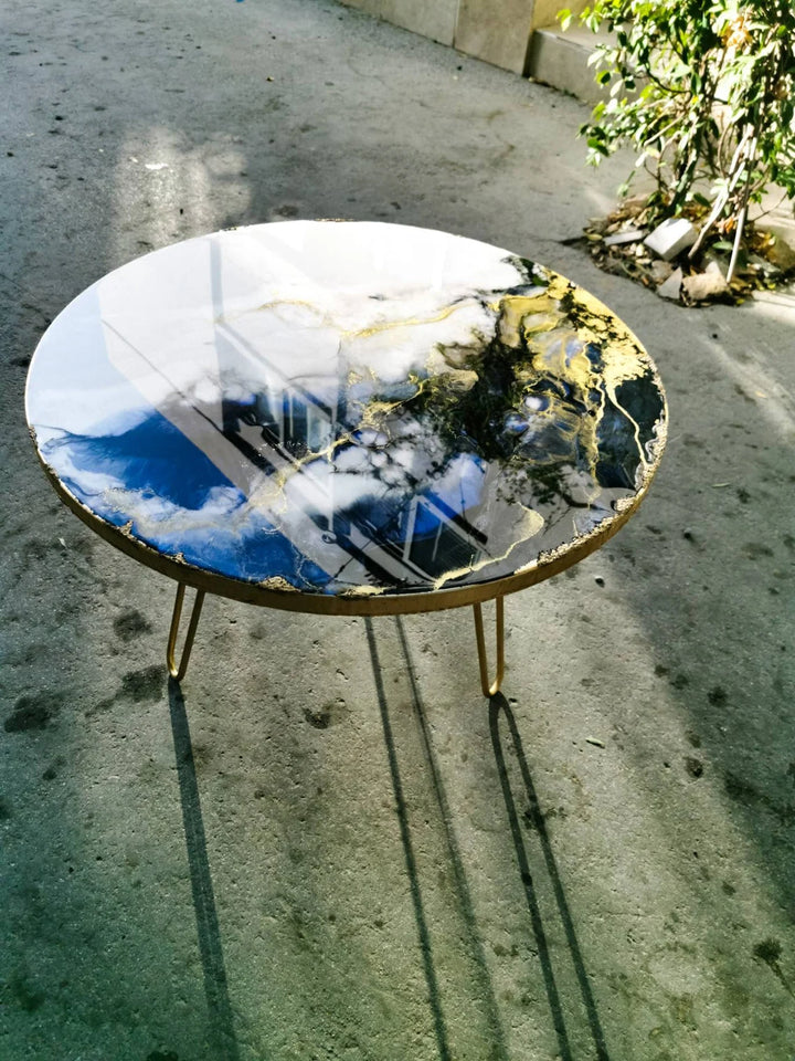 Epoxy marble coffee table, white and black round resin table, luxury coffee table, epoxy table with marble effect, high end table.