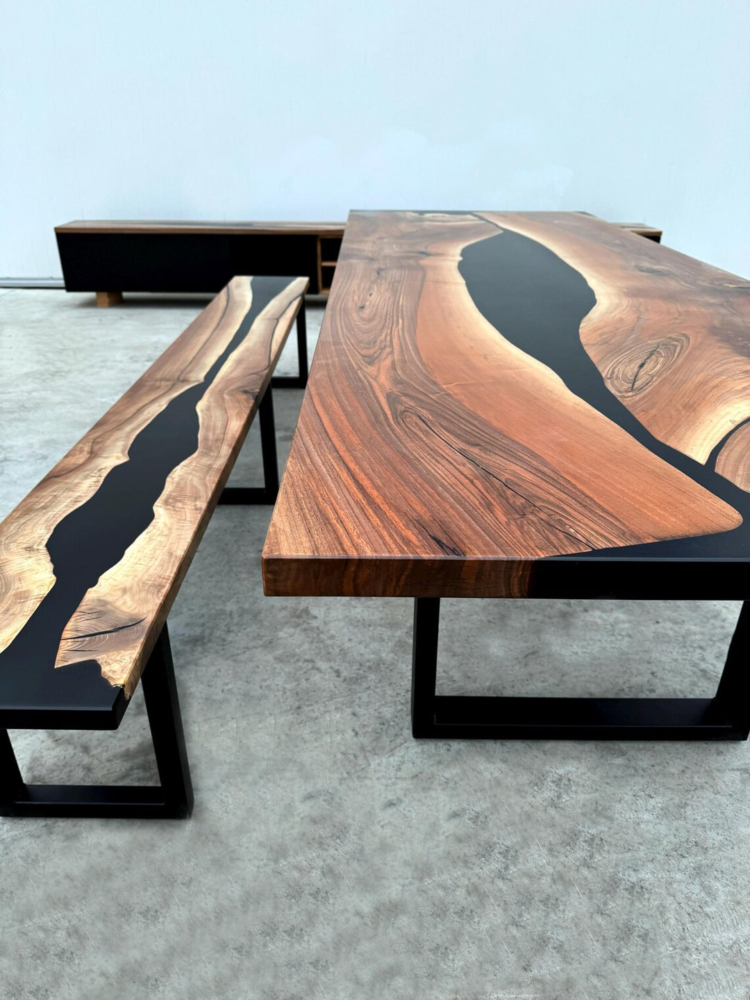 River Beach Conference Table Epoxy Resin Wooden Table Transparent Black Resin Table Dining Meeting Coffee