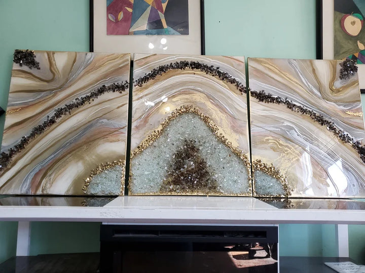 Epoxy resin wall painting / Large resin artwork / Large geode/ resin/ epoxy art / geode art / crystals / gold / abstract art / modern art / glass art / artwork / art